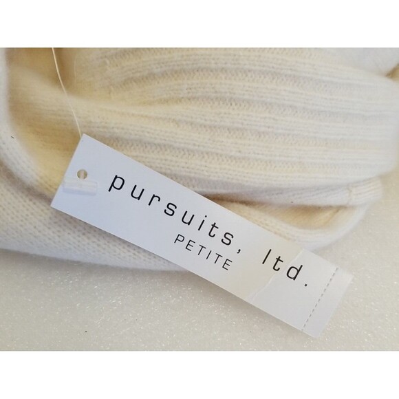 New Pursuits ltd. LambsWool Angora Blend Ivory Fuzzy Knit Sweater Womens 8 P C2 - Picture 9 of 10